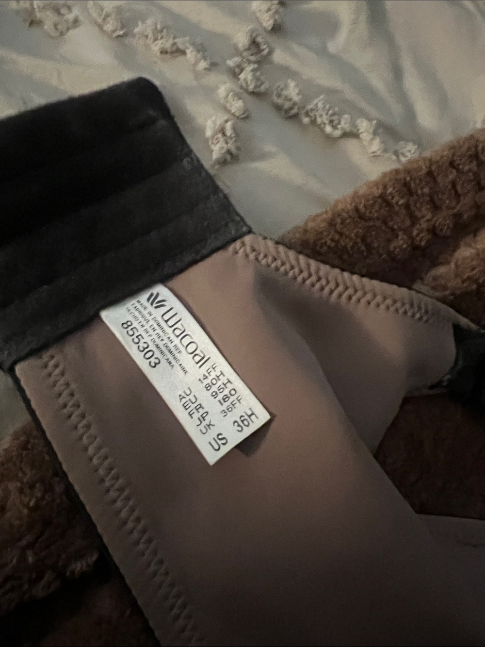 Wacoal Black Underwire Support Bra - Picture 3 of 5